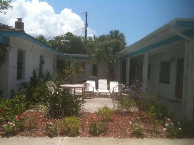 Gulf Side Motel Sarasota Exterior photo